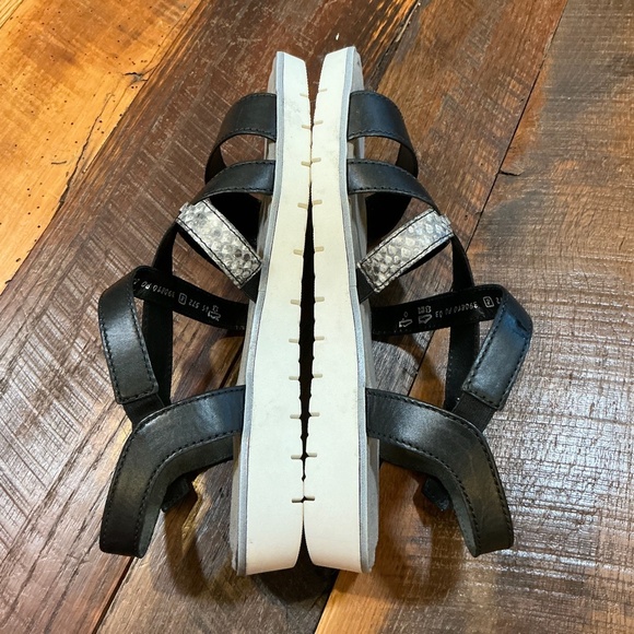 Gabor Women’s 45.572 Leather Strappy Sandals Black Snake Print Size 8 - Picture 4 of 7